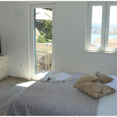 Holiday Home Ante Примоштен Екстер'єр фото