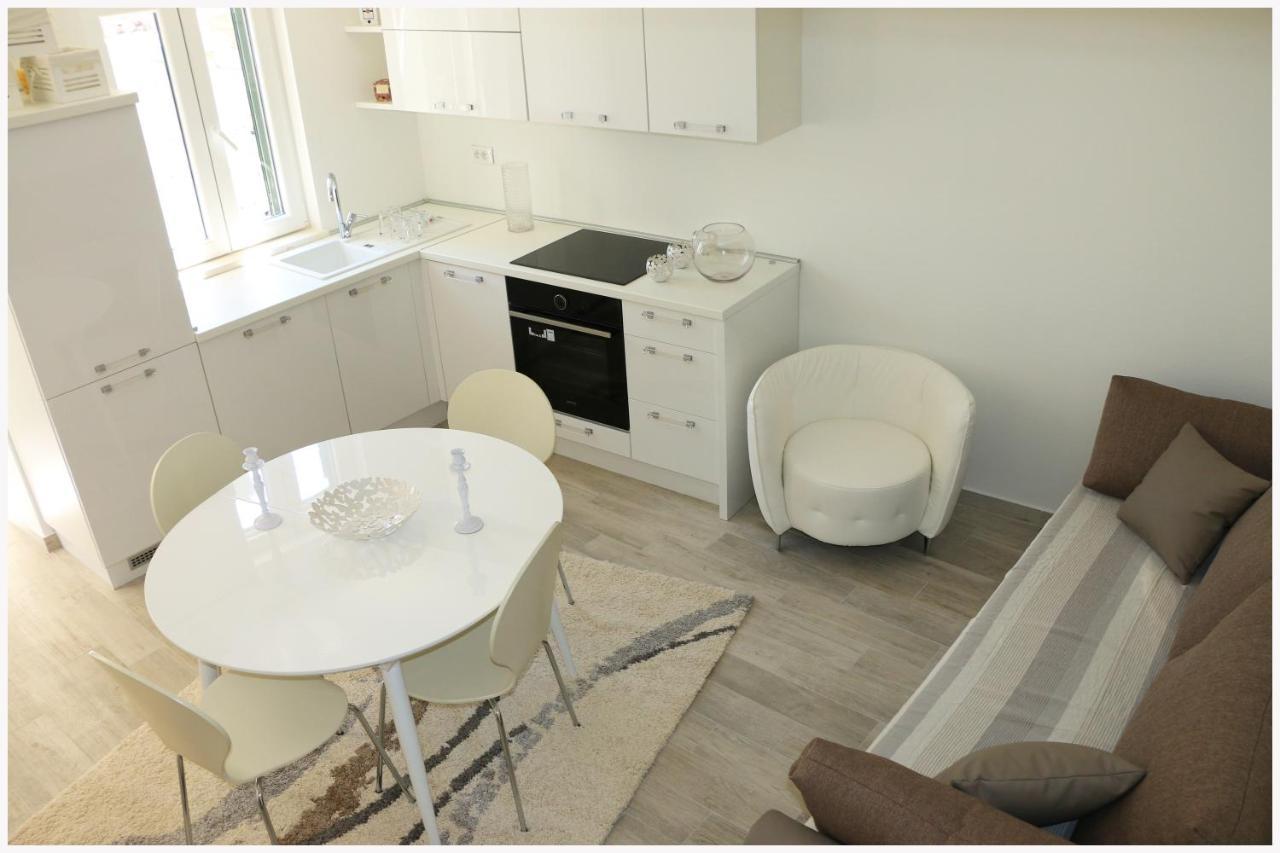 Holiday Home Ante Примоштен Екстер'єр фото