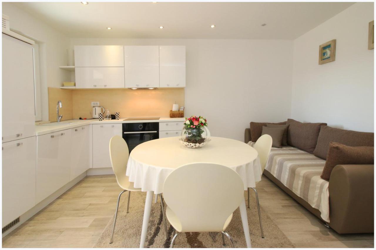 Holiday Home Ante Примоштен Екстер'єр фото