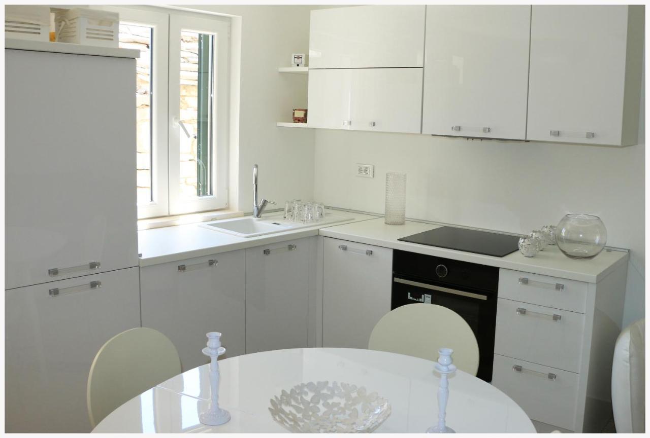 Holiday Home Ante Примоштен Екстер'єр фото
