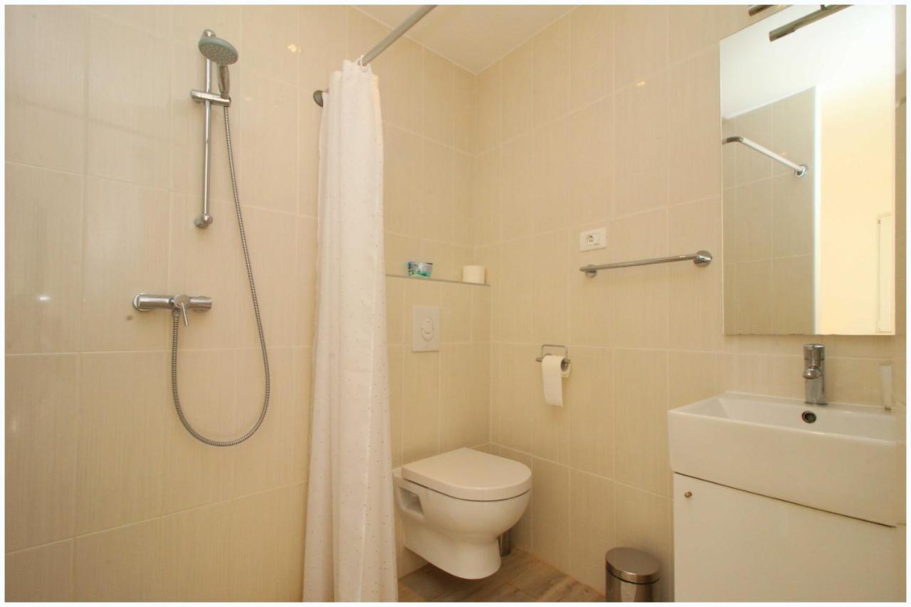 Holiday Home Ante Примоштен Екстер'єр фото