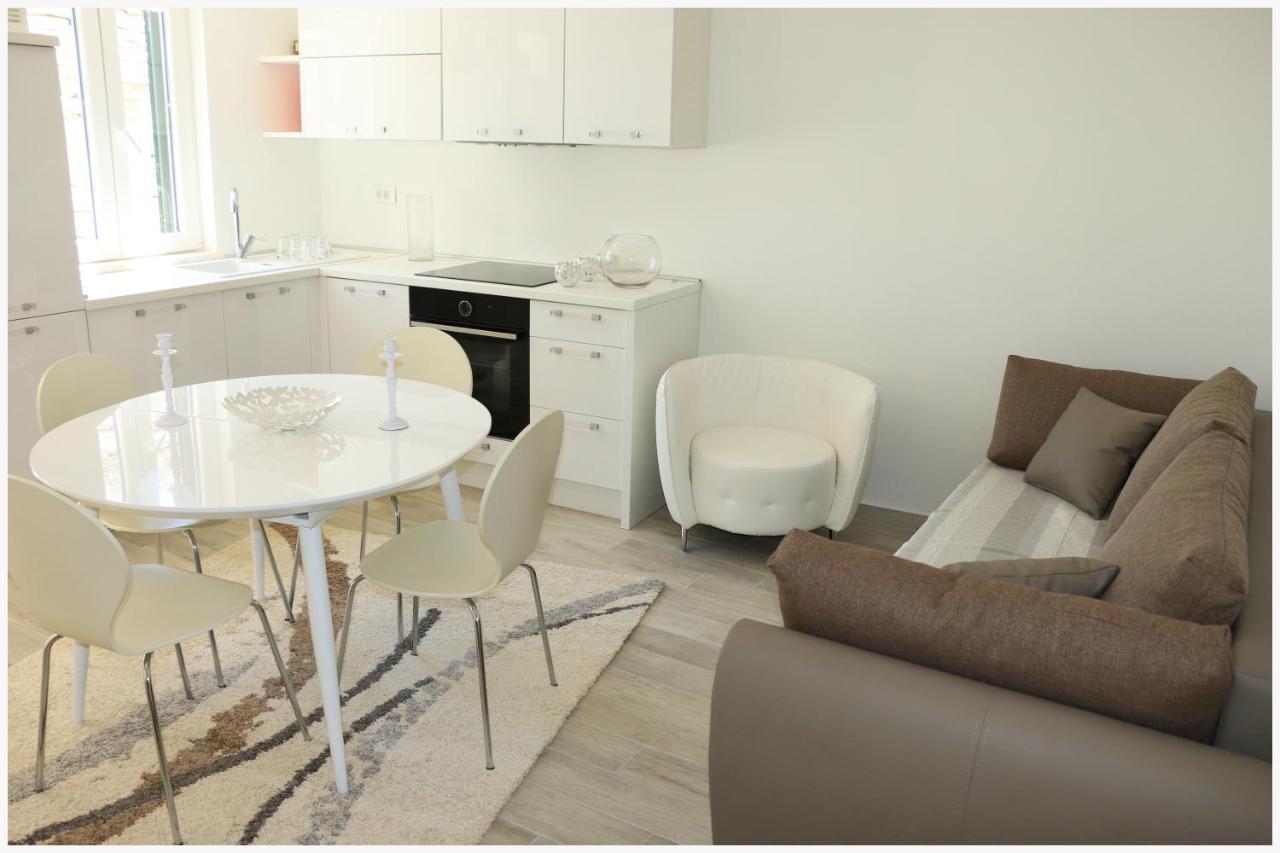 Holiday Home Ante Примоштен Екстер'єр фото