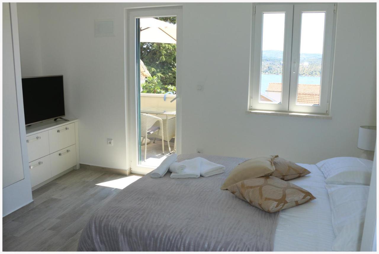 Holiday Home Ante Примоштен Екстер'єр фото